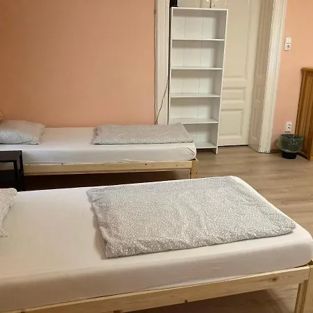 Gogol24 Hostel *